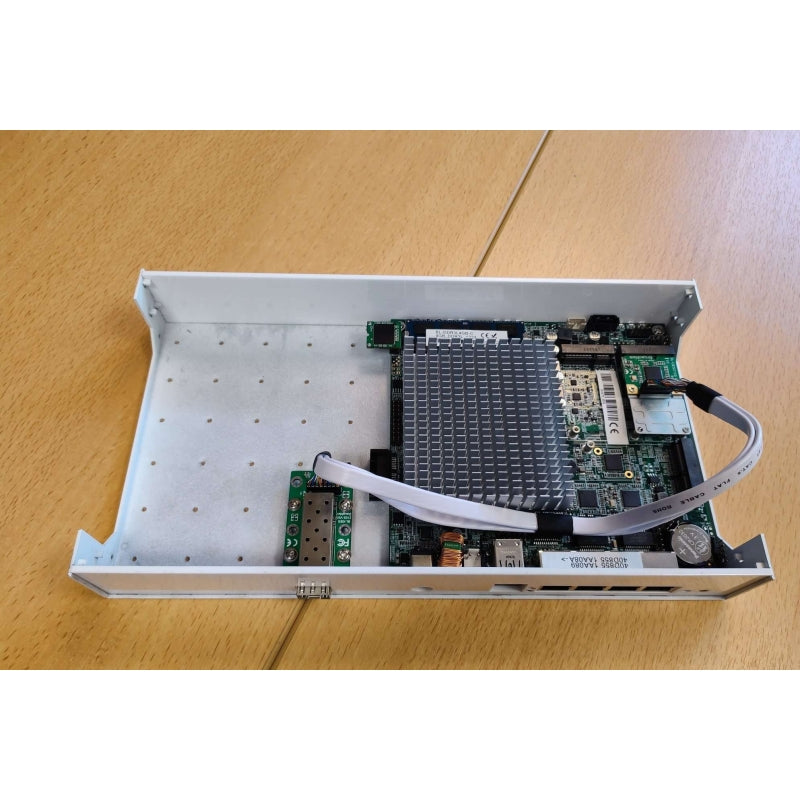 mini PCIe card 1 x SFP Gigabit port Intel i210-AS